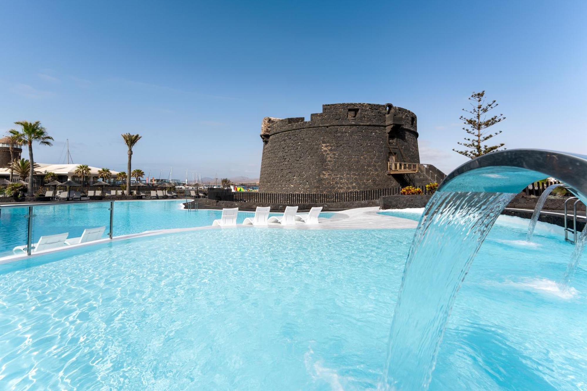 Hotel Barcelo Fuerteventura Castillo 4*